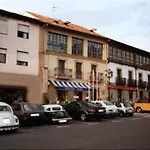 Cuevas Del Mar *