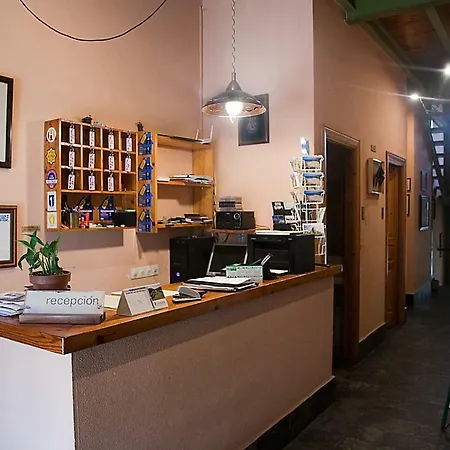 Cuevas Del Mar * 努埃瓦德兰斯